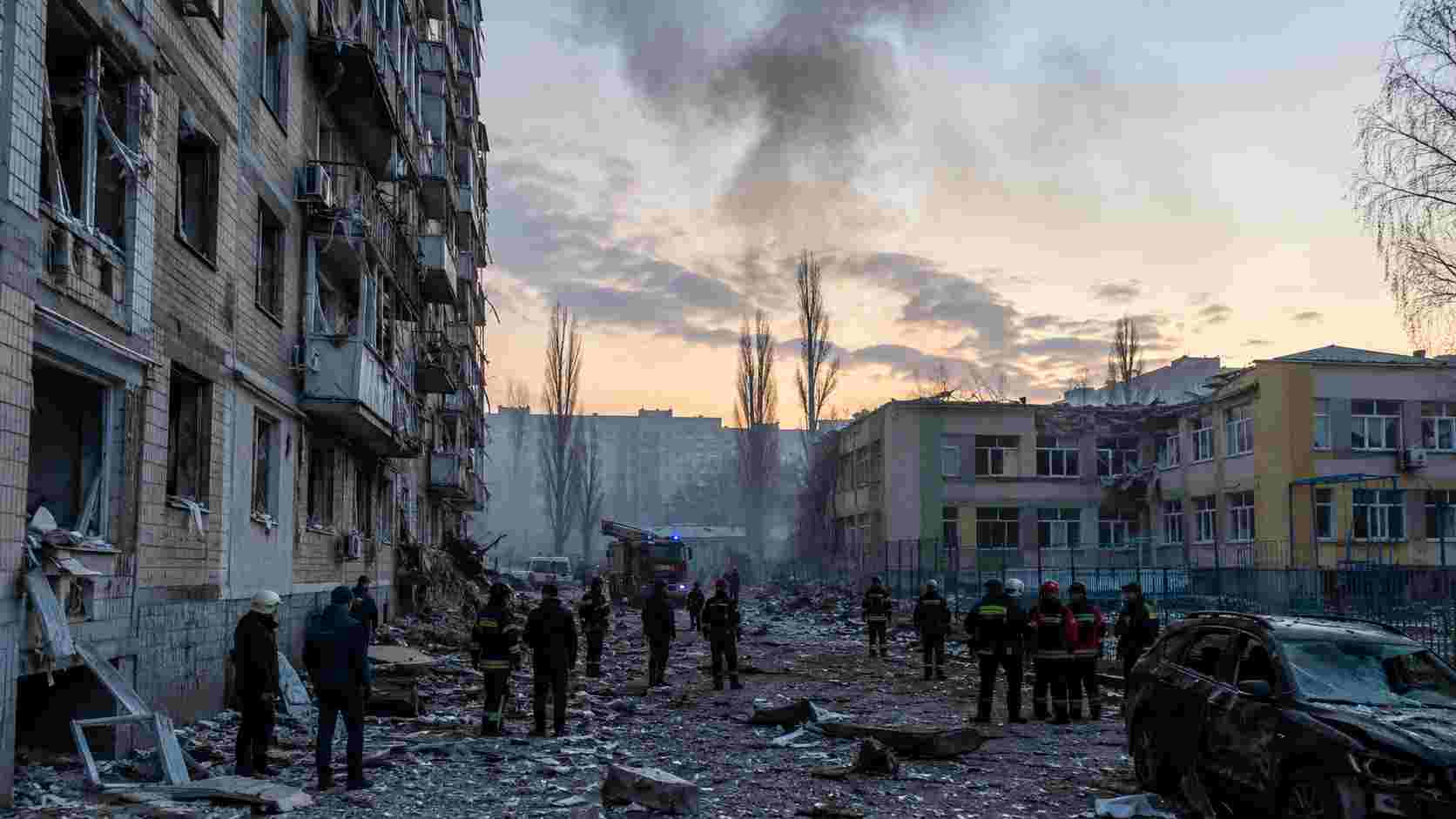 Russia Strikes Ukraine Cities, Raises Civilian Toll